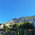 La Karina